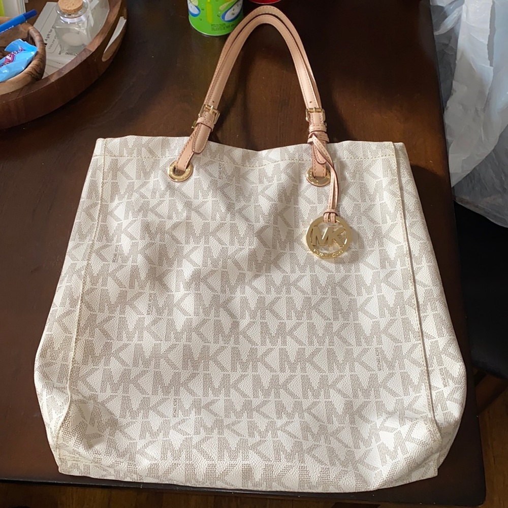 Michael Kors bag